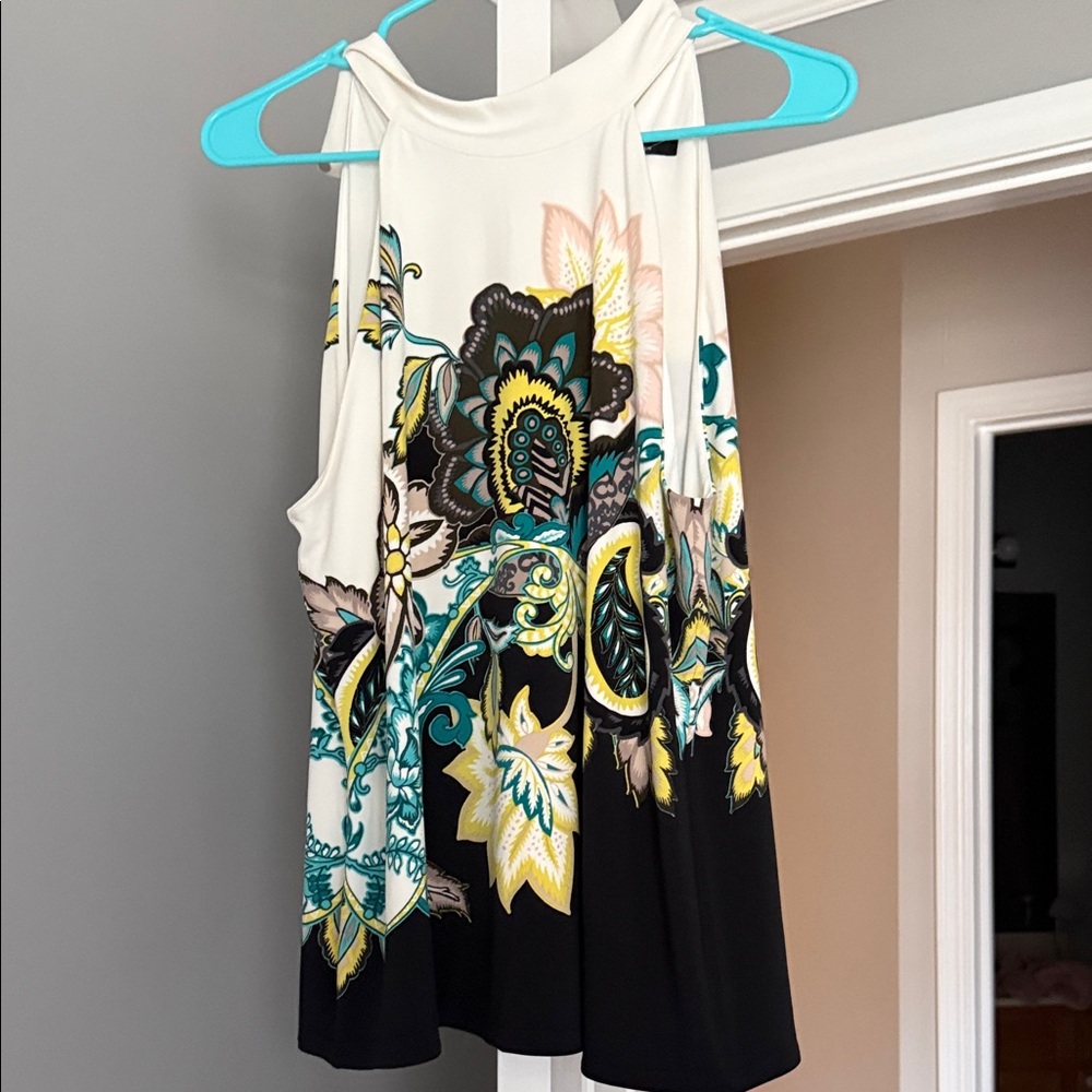 Women’s halter top - Black and White
